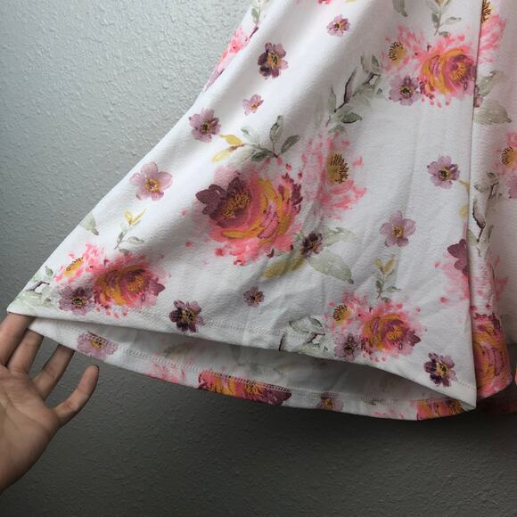 Cosmic Beauty Plus Size 3X White & Floral Print Bohemian Boho Romper One Piece - Picture 6 of 8